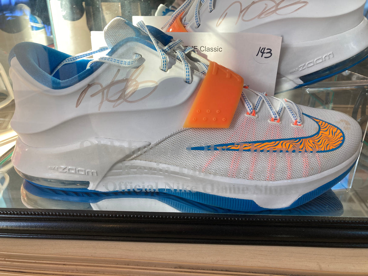 Kevin Durant Signed  Worn Thunder Sneakers With Case